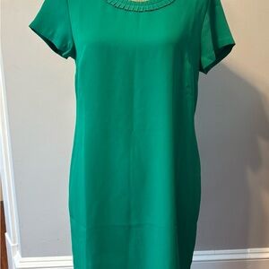 Elegant Green Midi Dress